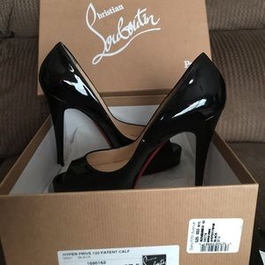 Authentic Christian Louboutin Prive Peeptoe pumps